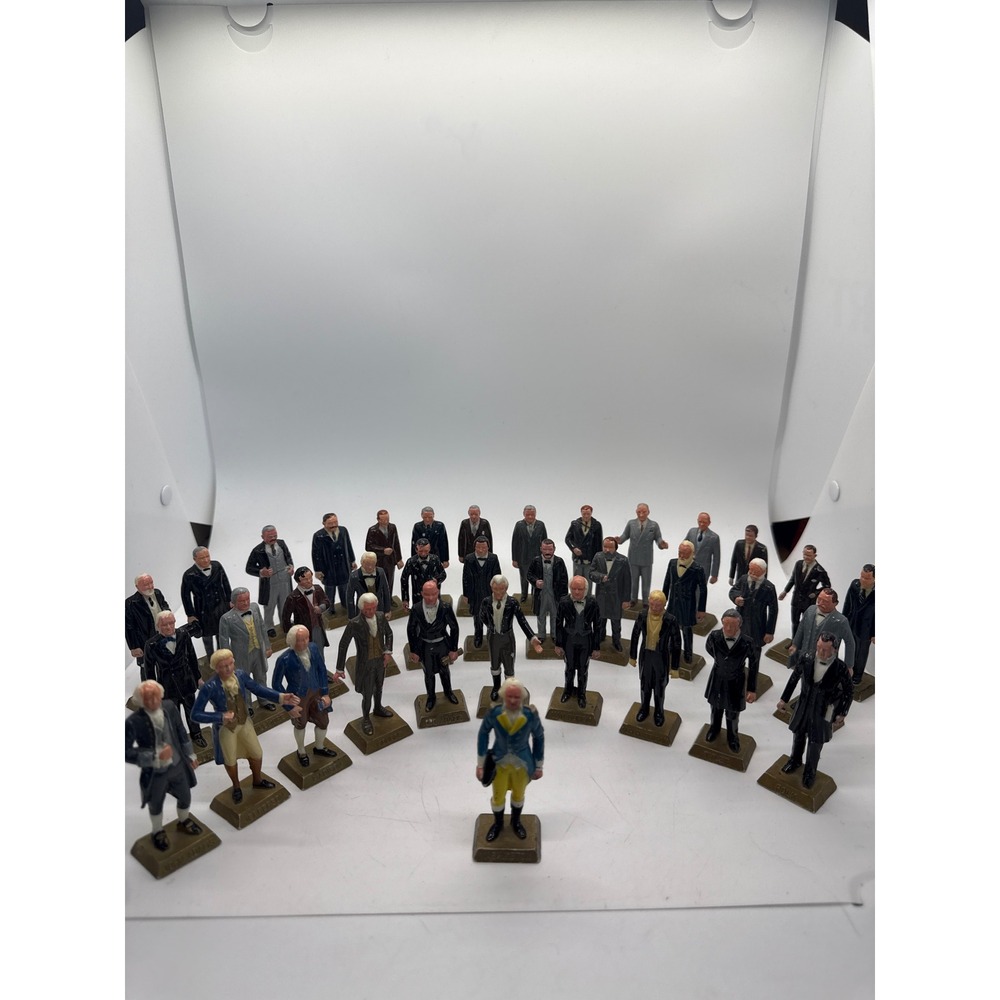 Vintage Louis Marx & Co US Presidents Miniature Figure Set 36 Pieces Painted